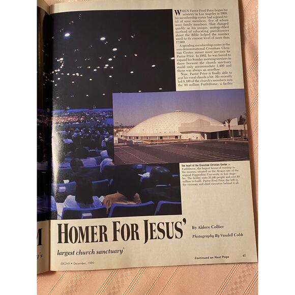 EBONY Magazine December 1989 Featuring Miss America Debbye Turner - Picture 10 of 16